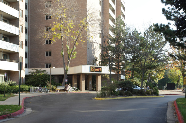 Bayview Tower Apartments in Muskegon, MI - Building Photo - Building Photo