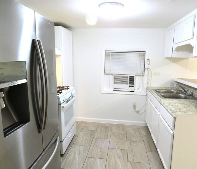 8006 Avenue B in Houston, TX - Building Photo - Building Photo