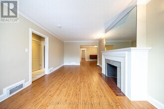 222 Joicey Blvd in Toronto, ON - Building Photo - Building Photo