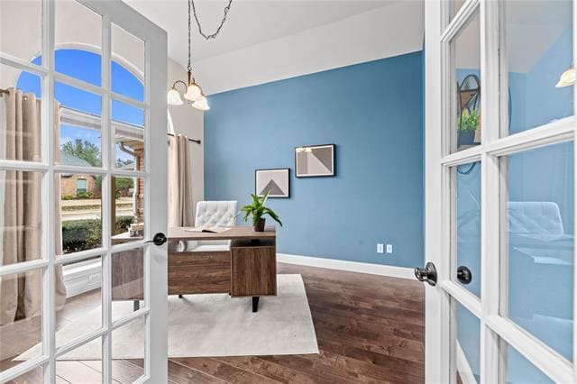 property at 5010 Plantation Ln