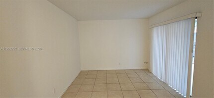 3396 Foxcroft Rd in Miramar, FL - Building Photo - Building Photo
