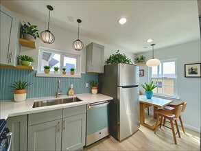 11702 Dorothy St in Los Angeles, CA - Building Photo - Building Photo