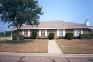 Robinson Duplexes in Waco, TX - Building Photo