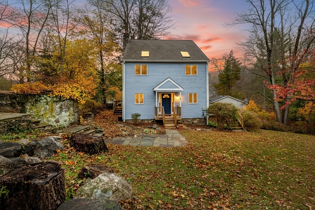 property at 14 Clearview Terrace