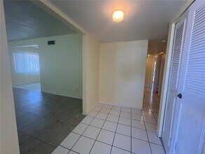 167 Easton Dr NW in Port Charlotte, FL - Building Photo - Building Photo