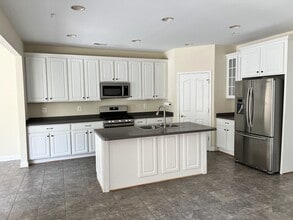 512 Callander Way in Abingdon, MD - Building Photo - Building Photo