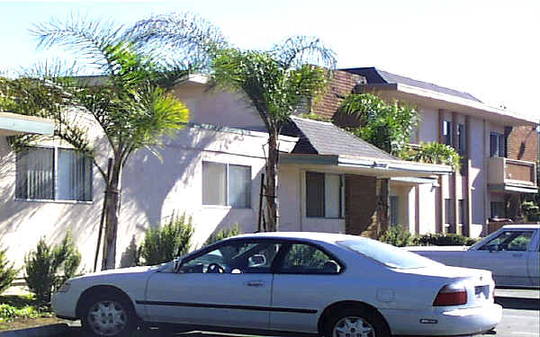 Amber Park in El Cajon, CA - Foto de edificio - Building Photo