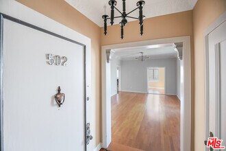 1314 Hayworth Ave-Unit -502 in West Hollywood, CA - Building Photo - Building Photo