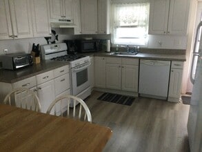 147 Franklin St in Seabrook, NH - Building Photo - Building Photo