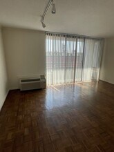 2141 P St NW, Unit 704 in Washington, DC - Foto de edificio - Building Photo