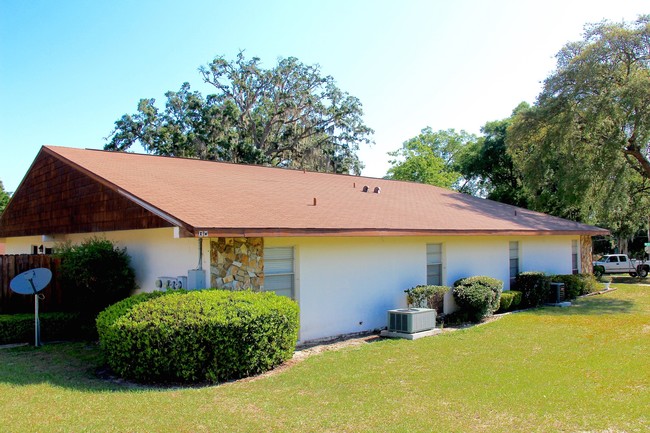 Woodland Bend Apartments in Ocala, FL - Building Photo - Building Photo