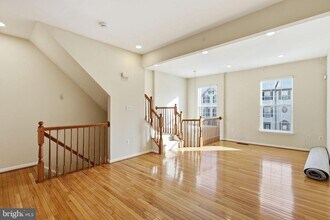 12212 Densmore Ct in Woodbridge, VA - Building Photo - Building Photo