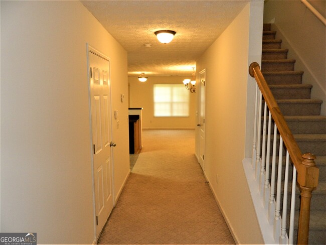 615 Magnolia Gardens Walk in Mcdonough, GA - Foto de edificio - Building Photo