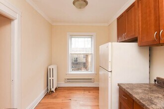 952 W Cornelia Ave in Chicago, IL - Building Photo - Building Photo