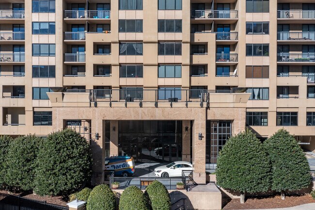 The Grandview in Atlanta, GA - Building Photo - Building Photo