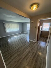 7227 Pennsylvania Ave in Youngstown, OH - Building Photo - Building Photo