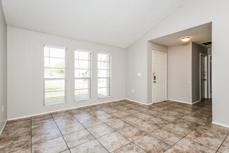 344 Sand Pine Trail in Winter Haven, FL - Building Photo - Building Photo