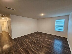 5113 Avenue G in Fort Worth, TX - Building Photo - Building Photo