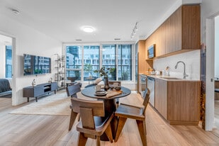 The Corner On Broadway in Toronto, ON - Building Photo