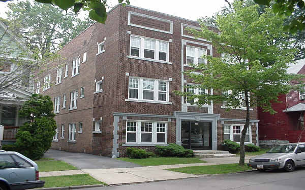 1361 W 91st St in Cleveland, OH - Foto de edificio