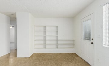 1321 W Sahuaro Dr in Phoenix, AZ - Building Photo - Building Photo