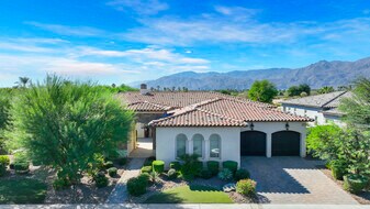 81675-675 Thunder Gulch Way in La Quinta, CA - Building Photo