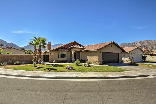 78295 Cloud View Way in La Quinta, CA - Building Photo - Building Photo