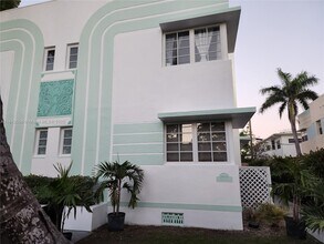2905 Sheridan Ave in Miami Beach, FL - Building Photo - Building Photo