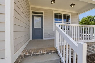705 Woodmore Ln in Chattanooga, TN - Building Photo - Building Photo