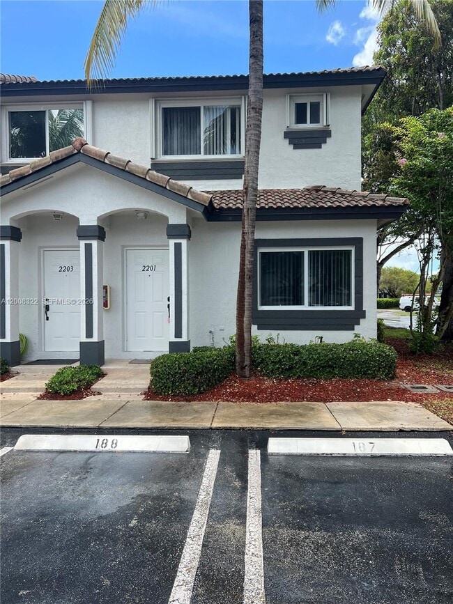 property at 2201 SE 24th Pl