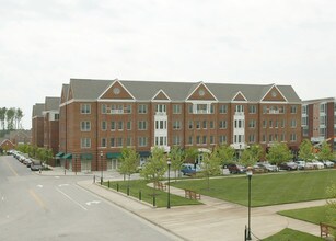 The Arbors at Port Warwick in Newport News, VA - Building Photo - Building Photo