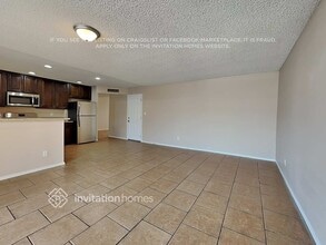 4438 W Mercer Ln in Glendale, AZ - Building Photo - Building Photo