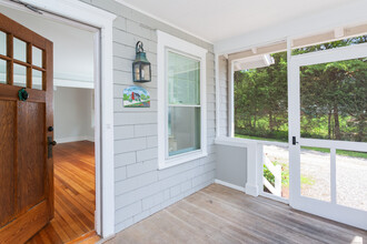 28 Woodside Ave in Westport, CT - Building Photo - Building Photo