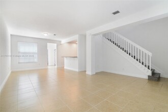 14635 SW 14th St in Pembroke Pines, FL - Building Photo - Building Photo