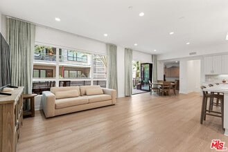 12763 Shell Pl in Los Angeles, CA - Building Photo - Building Photo