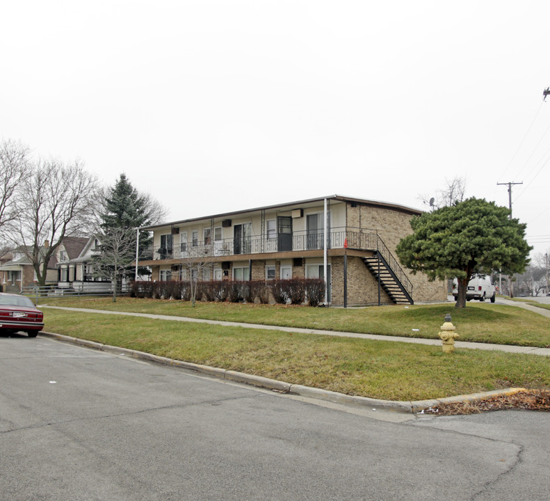 1206 West End Ave in Chicago Heights, IL - Building Photo