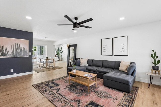 7616 E 3rd St in Scottsdale, AZ - Building Photo - Building Photo