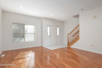 154 Yarmouth Ct in Holmdel, NJ - Building Photo - Building Photo