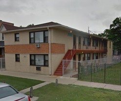 7209 S Western Ave Apartments