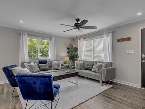 659 Mary Ln in Marietta, GA - Building Photo - Building Photo