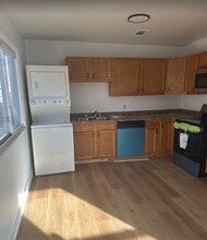 637 Cosler Dr in Dayton, OH - Building Photo - Building Photo