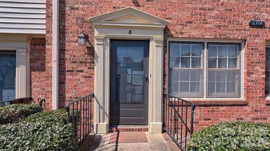 6314 Old Pineville Rd in Charlotte, NC - Building Photo - Building Photo