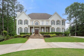 415 Lyerly Pointe in Alpharetta, GA - Foto de edificio - Building Photo