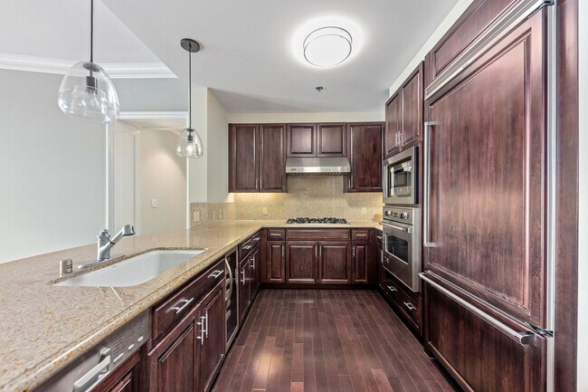 690 Market St in San Francisco, CA - Building Photo - Building Photo