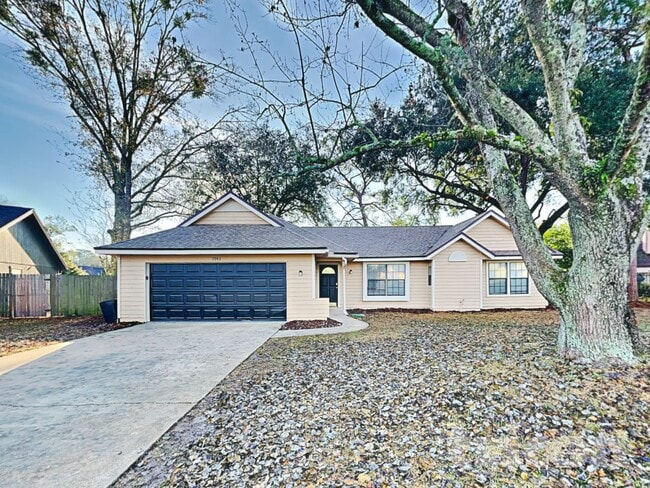 property at 7943 Longshadow Ct