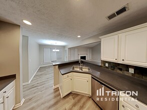 94 Oakview Dr in Dallas, GA - Building Photo - Building Photo