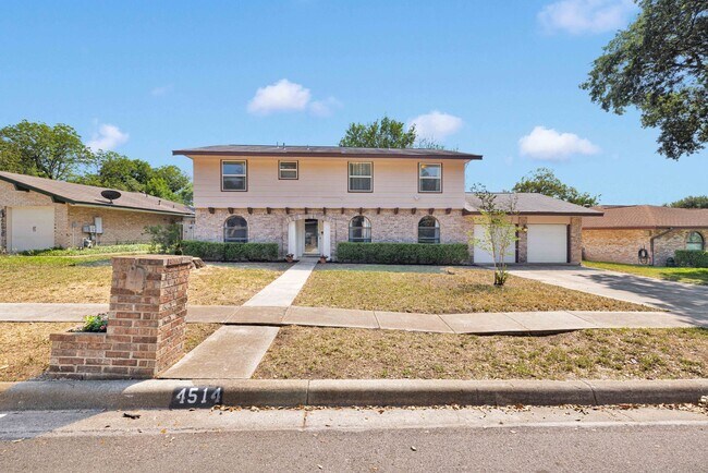 property at 4514 Briar Forrest