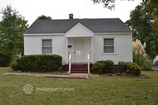 1908 Whitsett St in Burlington, NC - Building Photo - Building Photo