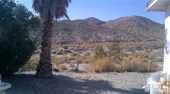 9251 Vista Del Valle in Desert Hot Springs, CA - Building Photo - Building Photo