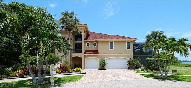 property at 1830 April Ct